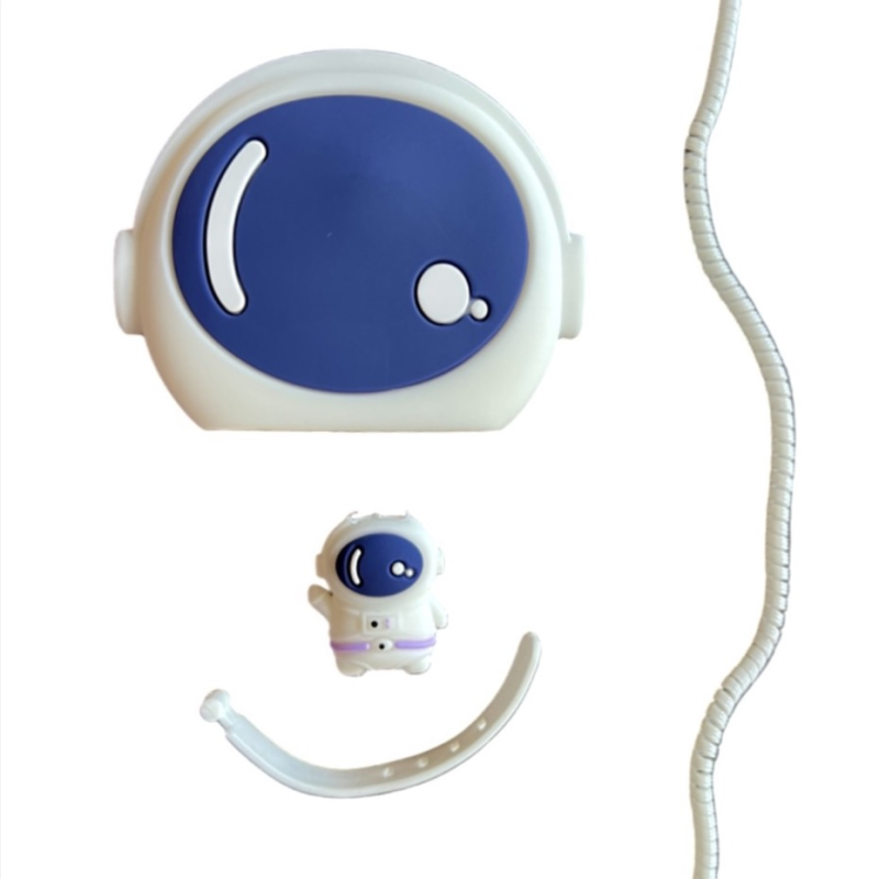 محافظ کابل و شارژر مدل فانتزی Astronaut مجموعه ۴ عددی مناسب برای شارژر 20W اپل