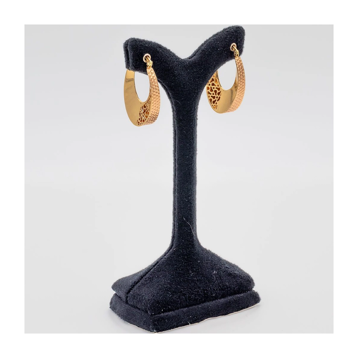 گوشواره طلا زنانه مدل حلقه ای سولین-5.70 گوشواره طلا زنانه مدل حلقه ای سولین-5.70