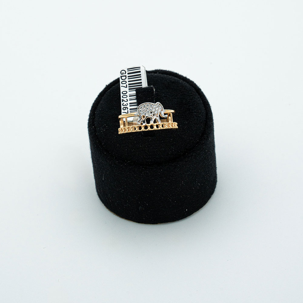 انگشتر طلا 18 عیار گالری طلا عرفان زنانه مدل فالکون کد 2367 انگشتر طلا 18 عیار گالری طلا عرفان زنانه مدل فالکون کد 2367