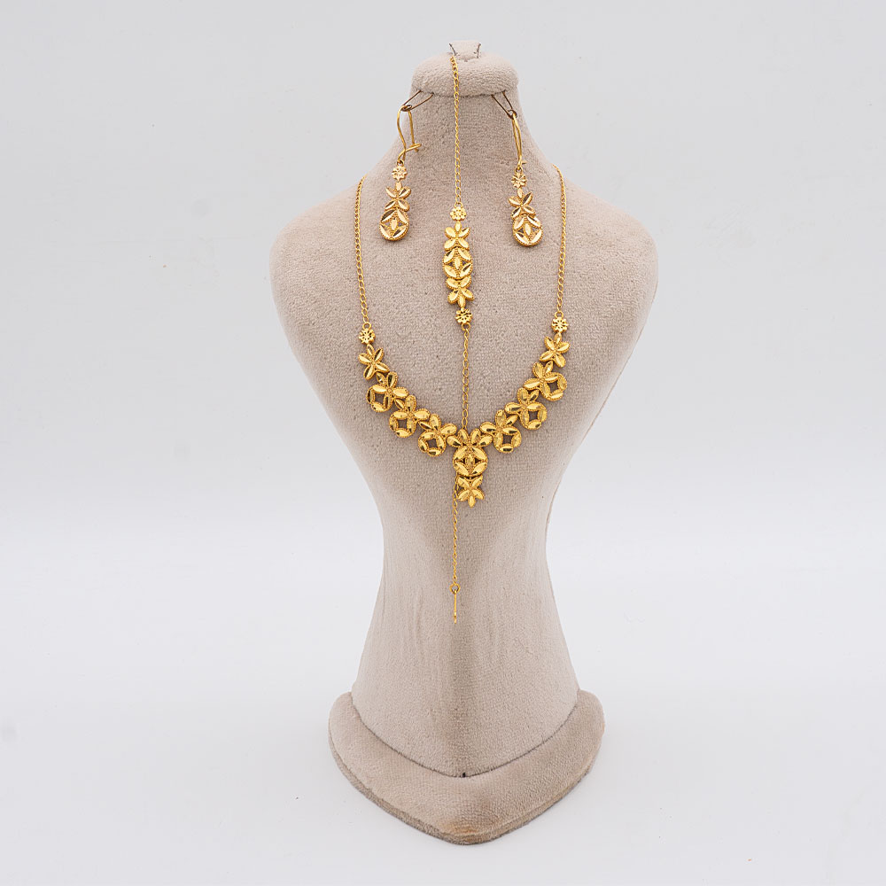 سرویس طلا 18 عیار گالری طلا عرفان زنانه ریخته ای کد 2634 سرویس طلا 18 عیار گالری طلا عرفان زنانه ریخته ای کد 2634