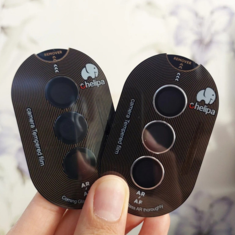 محافظ لنز دوربین شیشه ای اوجی مدل chelipa titanium مناسب برای گوشی موبایل سامسونگ Galaxy S24 FE محافظ لنز دوربین شیشه ای اوجی مدل chelipa titanium مناسب برای گوشی موبایل سامسونگ Galaxy S24 FE