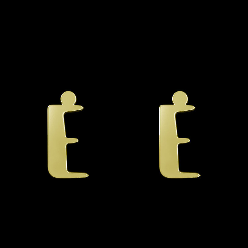 گوشواره طلا 18 عیار زنانه مدوپد مدل حرف E کد GA1-16711 گوشواره طلا 18 عیار زنانه مدوپد مدل حرف E کد GA1-16711