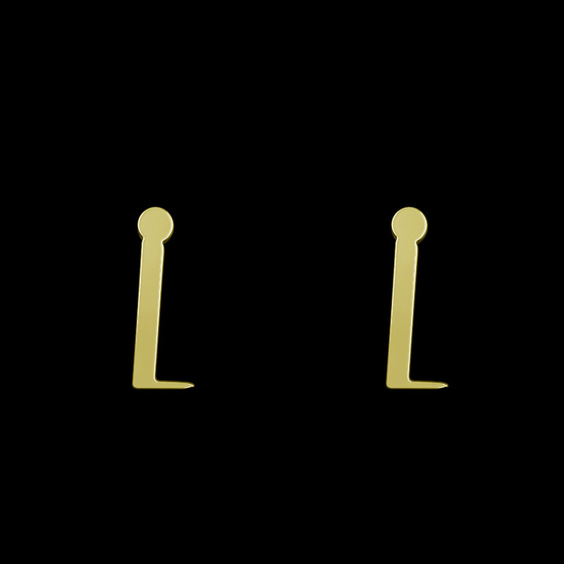 گوشواره طلا 18 عیار زنانه مدوپد مدل حرف L کد GA1-16820 گوشواره طلا 18 عیار زنانه مدوپد مدل حرف L کد GA1-16820