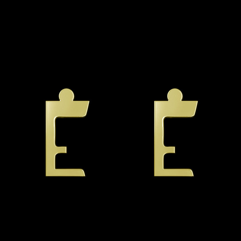 گوشواره طلا 18 عیار زنانه مدوپد مدل حرف E کد GA1-16865 گوشواره طلا 18 عیار زنانه مدوپد مدل حرف E کد GA1-16865