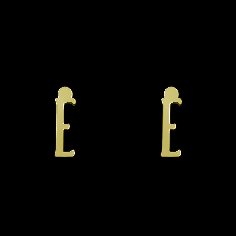 گوشواره طلا 18 عیار زنانه مدوپد مدل حرف E کد GA1-16943 گوشواره طلا 18 عیار زنانه مدوپد مدل حرف E کد GA1-16943