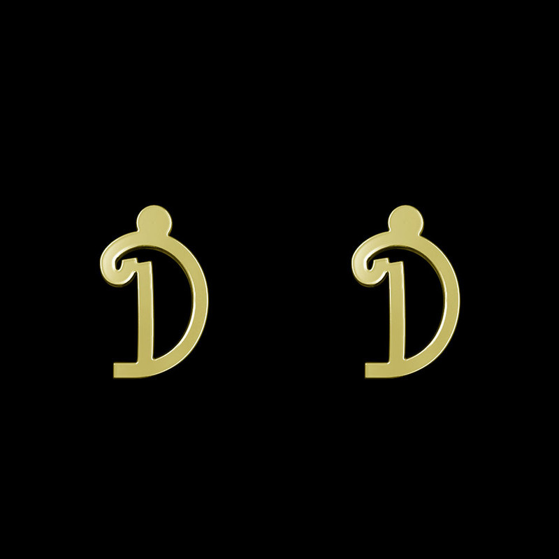 گوشواره طلا 18 عیار زنانه مدوپد مدل حرف D کد GA1-17020