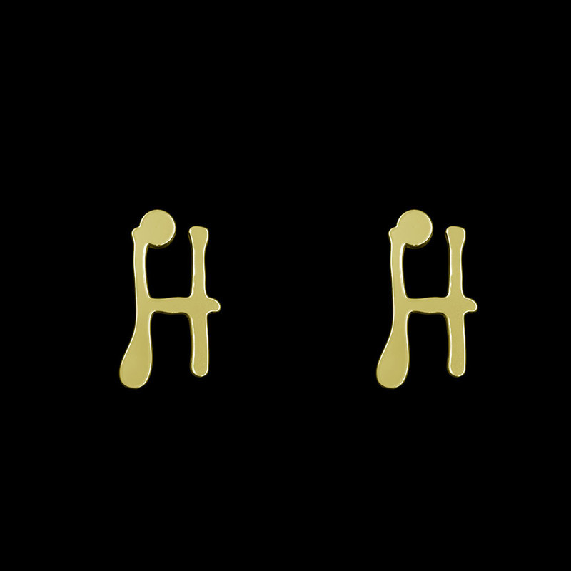 گوشواره طلا 18 عیار زنانه مدوپد مدل حرف H کد GA1-17076 گوشواره طلا 18 عیار زنانه مدوپد مدل حرف H کد GA1-17076