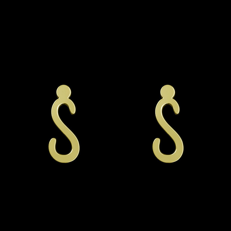 گوشواره طلا 18 عیار زنانه مدوپد مدل حرف S کد GA1-17191 گوشواره طلا 18 عیار زنانه مدوپد مدل حرف S کد GA1-17191