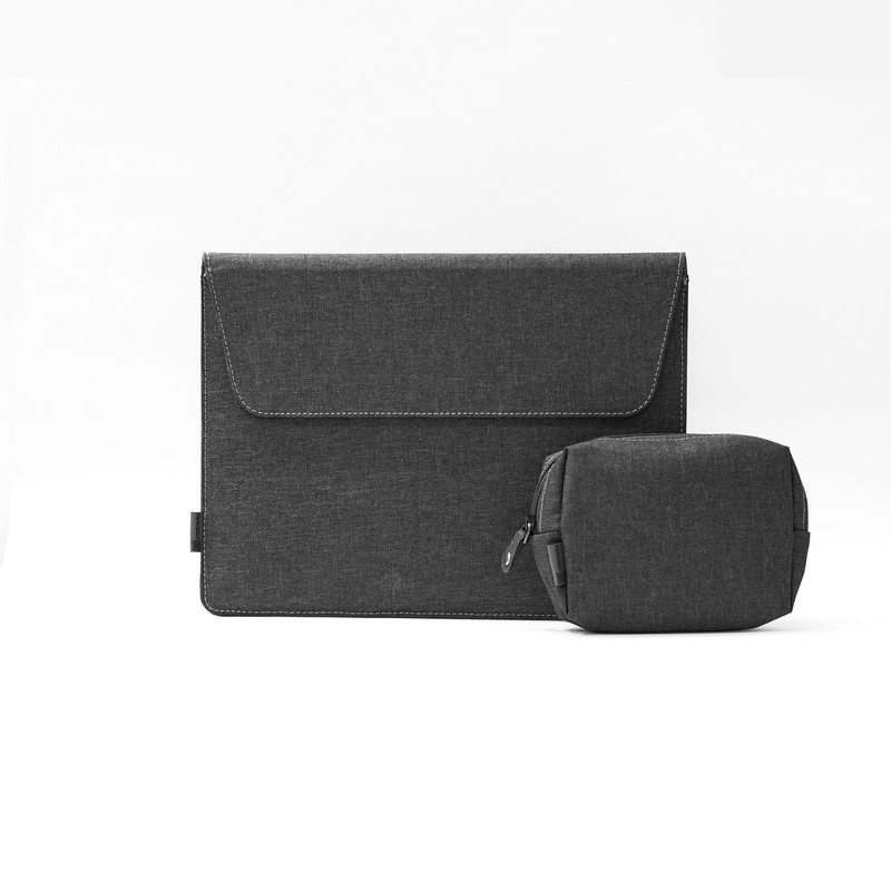 کاور لپ تاپ پِروین مدل LC-31 مناسب برای لپ تاپ 13 اینچی به همراه کیف لوازم جانبی کاور لپ تاپ پِروین مدل LC-31 مناسب برای لپ تاپ 13 اینچی به همراه کیف لوازم جانبی