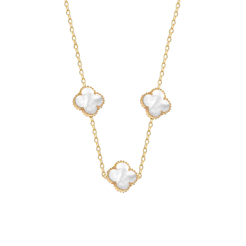 گردنبند طلا 18 عیار زنانه ماوی گالری مدل ونکلیف صدف 3 گردنبند طلا 18 عیار زنانه ماوی گالری مدل ونکلیف صدف 3