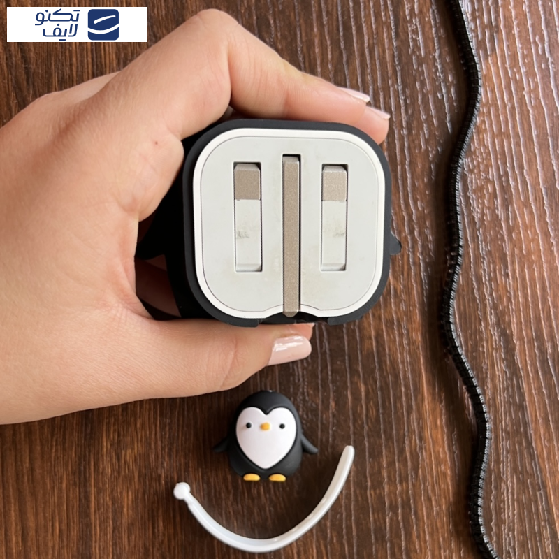 محافظ کابل و شارژر مدل Penguin مجموعه ۴ عددی مناسب برای شارژر 20W اپل محافظ کابل و شارژر مدل Penguin مجموعه ۴ عددی مناسب برای شارژر 20W اپل