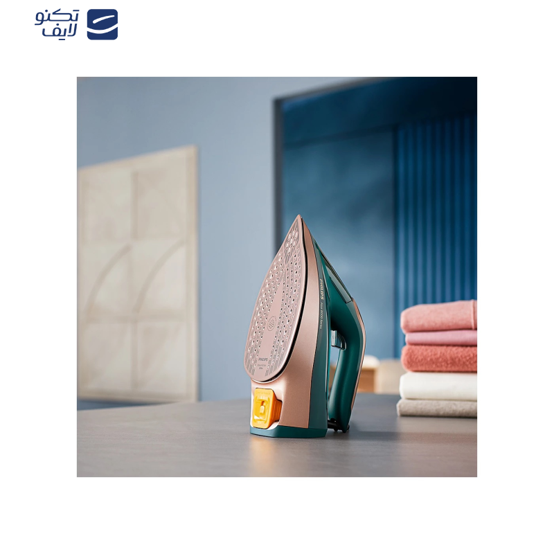 اتو بخار 3000 وات فیلیپس مدل DST8030 اتو بخار 3000 وات فیلیپس مدل DST8030