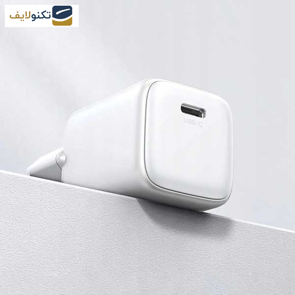 شارژر دیواری 20 وات یوگرین مدل 15324 شارژر دیواری 20 وات یوگرین مدل 15324