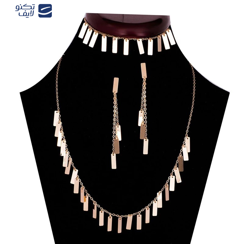 سرویس طلا 18 عیار طرح مستطیل پخش آبشاری سرویس طلا 18 عیار طرح مستطیل پخش آبشاری