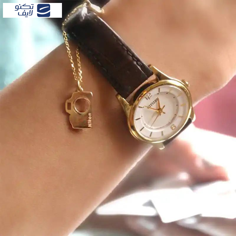 آویز ساعت طلا 18عیار  طرح دوربین عکاسی آویز ساعت طلا 18عیار  طرح دوربین عکاسی