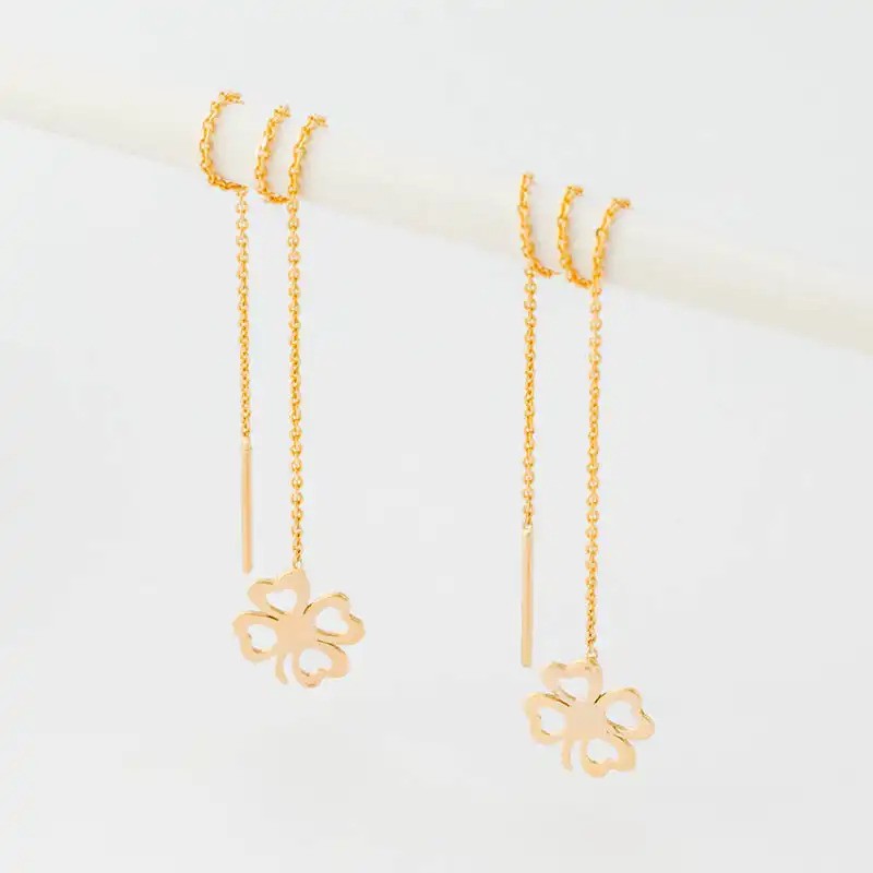 گوشواره طلا 18عیار بخیه ای شبدر گوشواره طلا 18عیار بخیه ای شبدر