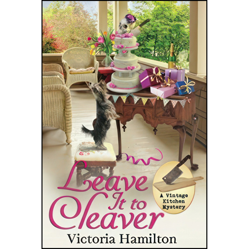 کتاب Leave It to Cleaver اثر Victoria Hamilton انتشارات تازه ها کتاب Leave It to Cleaver اثر Victoria Hamilton انتشارات تازه ها