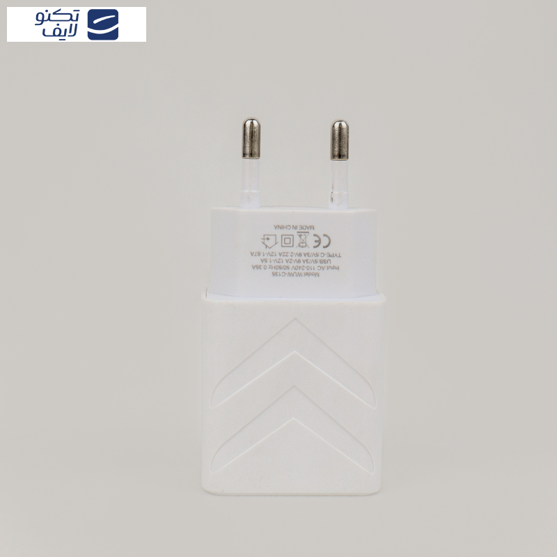 شارژر دیواری 5وات مدل C135 شارژر دیواری 5وات مدل C135