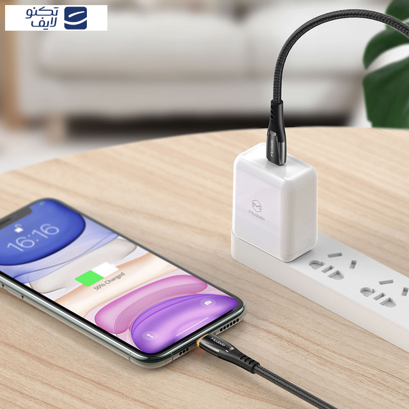 کابل USB-C به لایتنینگ مک دودو مدل CA-7650 طول 1.2 متر  کابل USB-C به لایتنینگ مک دودو مدل CA-7650 طول 1.2 متر