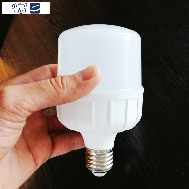 لامپ ال ای دی 20 وات زانیس مدل Z-020 پایه E27  لامپ ال ای دی 20 وات زانیس مدل Z-020 پایه E27