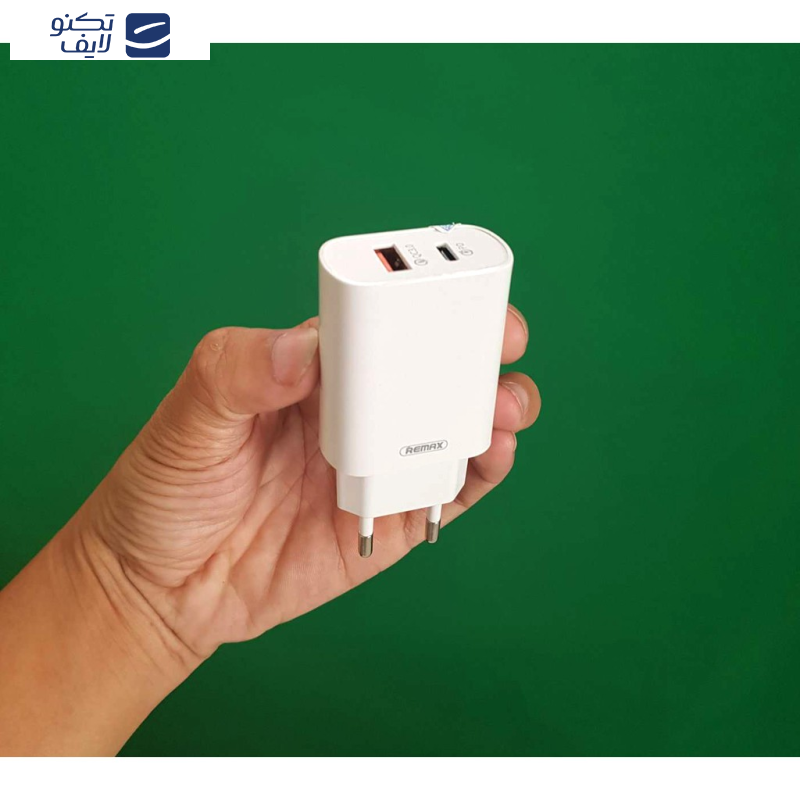 شارژر دیواری ریمکس مدل RP-U37 شارژر دیواری ریمکس مدل RP-U37