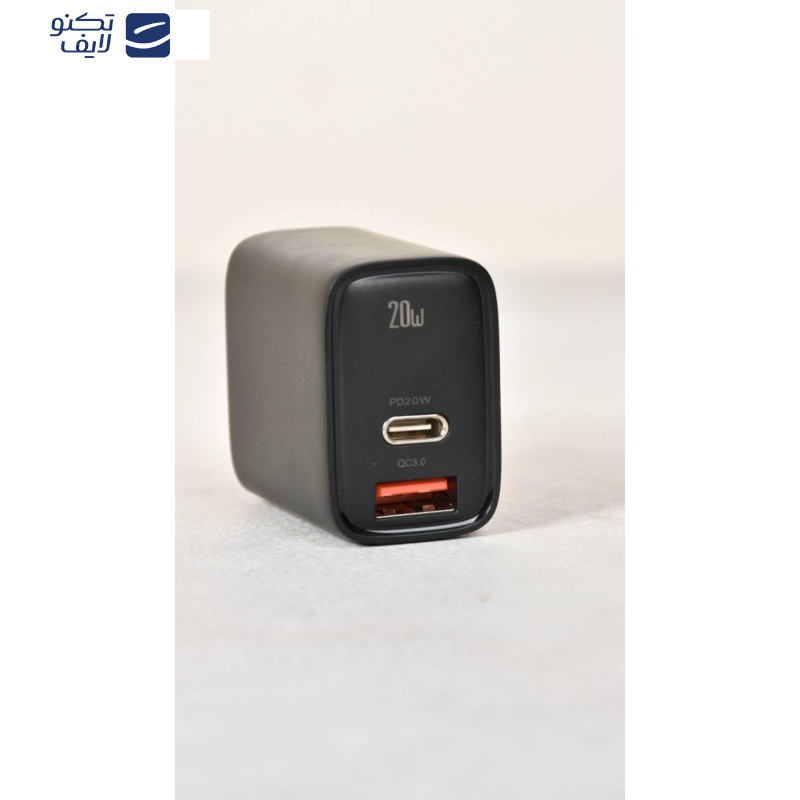 شارژر دیواری 20وات کی اف-سنیور مدل TH-120 شارژر دیواری 20وات کی اف-سنیور مدل TH-120
