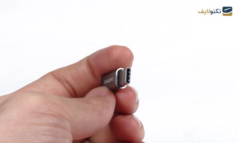 مبدل میکرو USB به تایپ سی ریمکس مدل RA-USB1 مبدل میکرو USB به تایپ سی ریمکس مدل RA-USB1