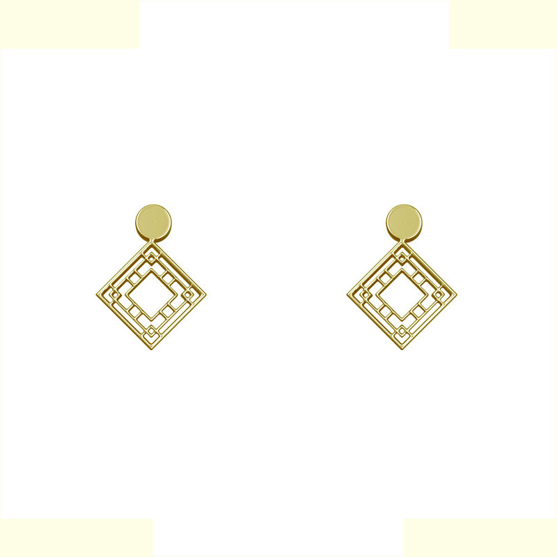 گوشواره طلا 18 عیار زنانه مدوپد مدل لوزی کد GA1-10476 گوشواره طلا 18 عیار زنانه مدوپد مدل لوزی کد GA1-10476