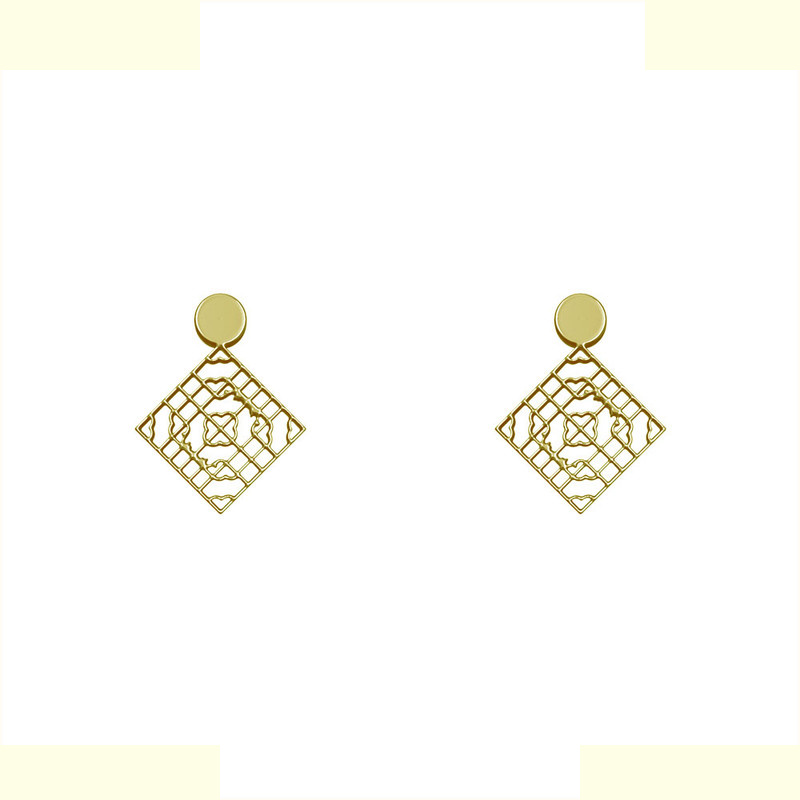 گوشواره طلا 18 عیار زنانه مدوپد مدل لوزی کد GA1-10483 گوشواره طلا 18 عیار زنانه مدوپد مدل لوزی کد GA1-10483