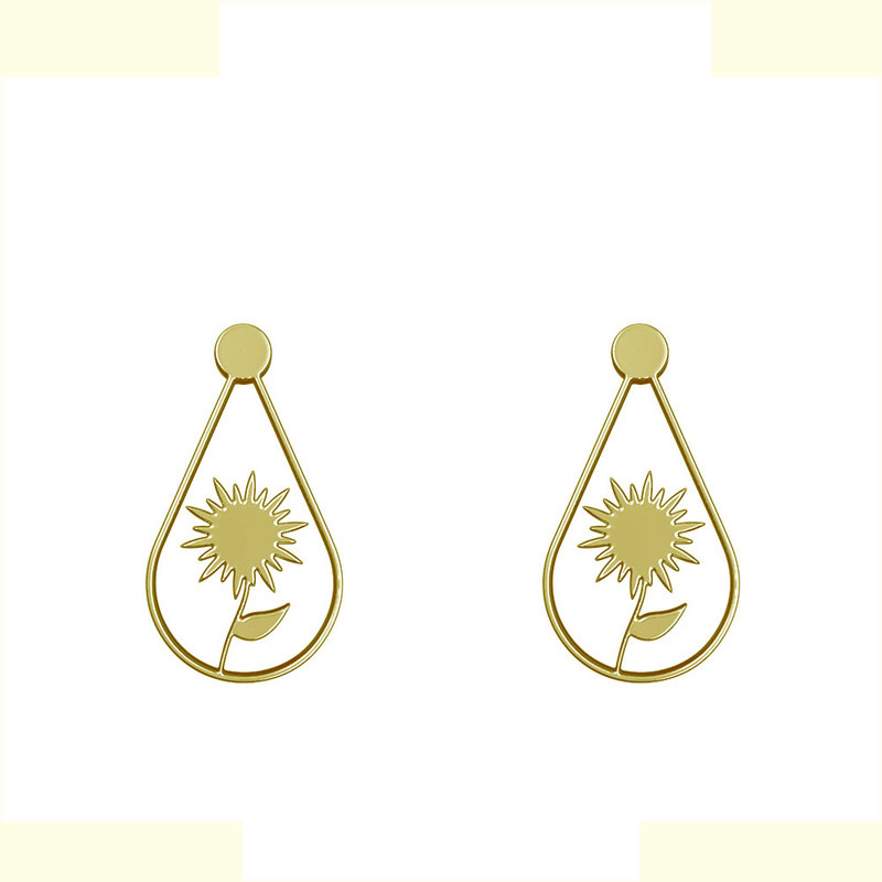 گوشواره طلا 18 عیار زنانه مدوپد مدل گل کد GA1-11340 گوشواره طلا 18 عیار زنانه مدوپد مدل گل کد GA1-11340