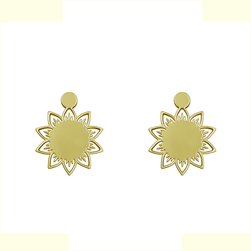 گوشواره طلا 18 عیار زنانه مدوپد مدل گل کد GA1-12802