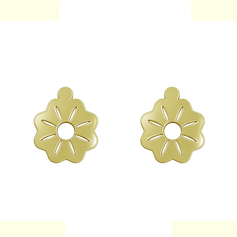 گوشواره طلا 18 عیار زنانه مدوپد مدل گل کد GA1-13105