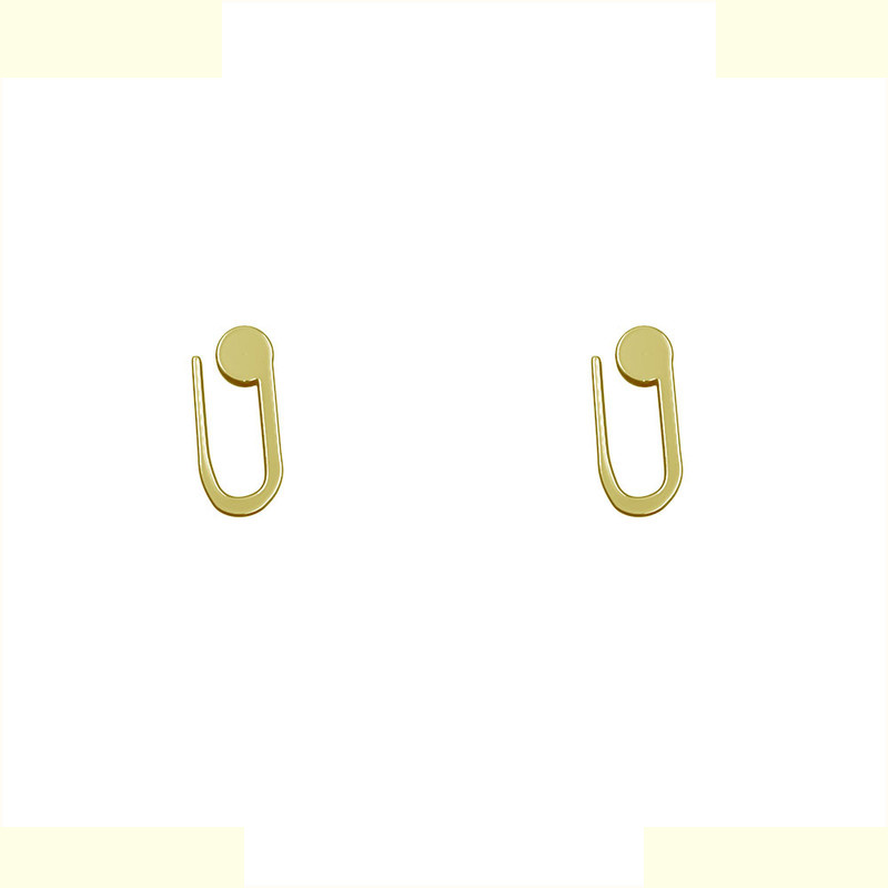 گوشواره طلا 18 عیار زنانه مدوپد مدل حرف U کد GA1-16855 گوشواره طلا 18 عیار زنانه مدوپد مدل حرف U کد GA1-16855