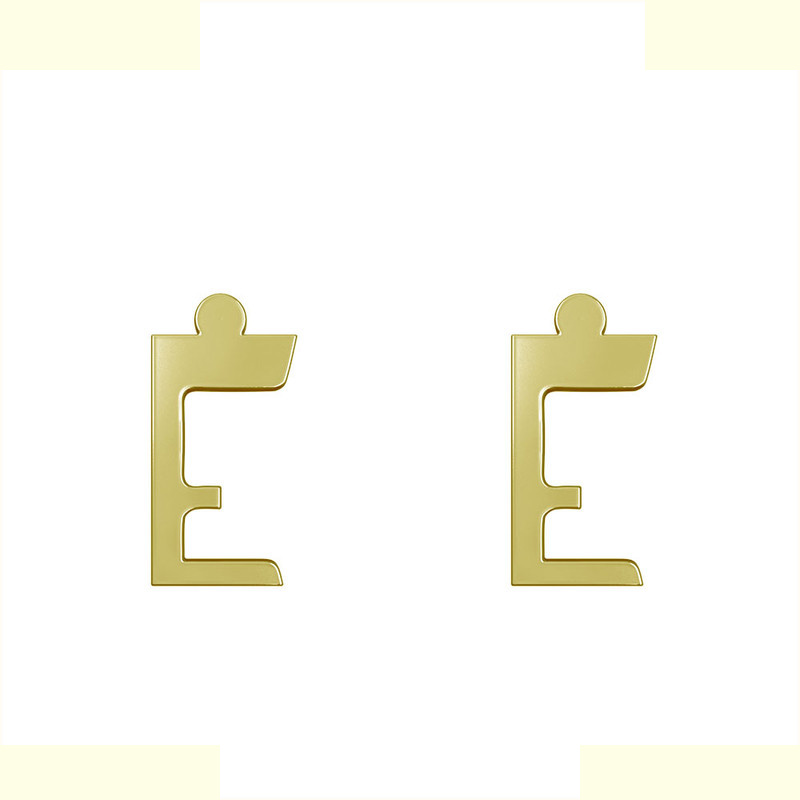 گوشواره طلا 18 عیار زنانه مدوپد مدل حرف E کد GA1-16865 گوشواره طلا 18 عیار زنانه مدوپد مدل حرف E کد GA1-16865