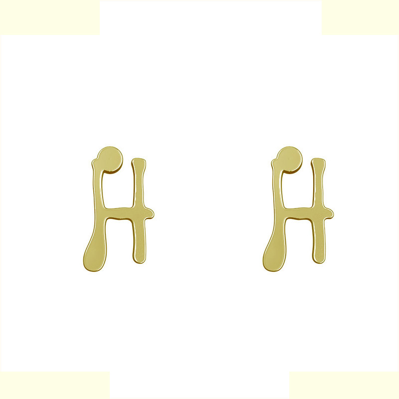 گوشواره طلا 18 عیار زنانه مدوپد مدل حرف H کد GA1-17076 گوشواره طلا 18 عیار زنانه مدوپد مدل حرف H کد GA1-17076