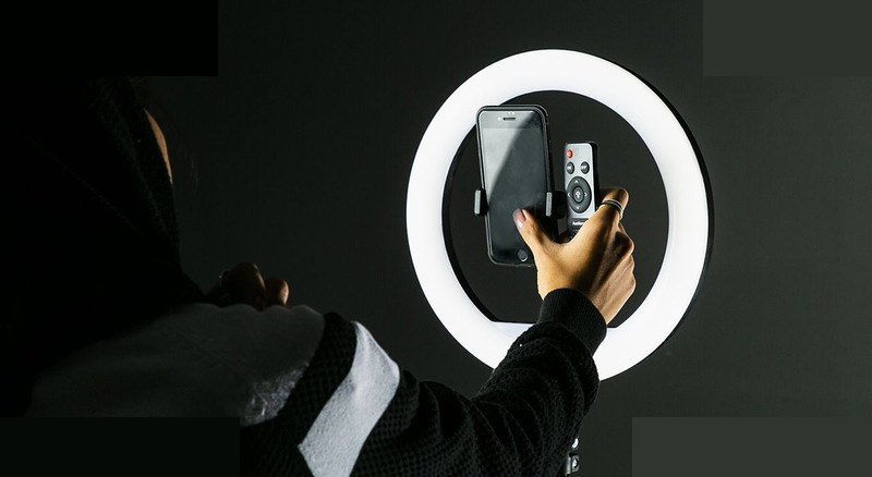 رینگ لایت مدل YQ-320A به همراه پایه رینگ لایت مدل YQ-320A به همراه پایه