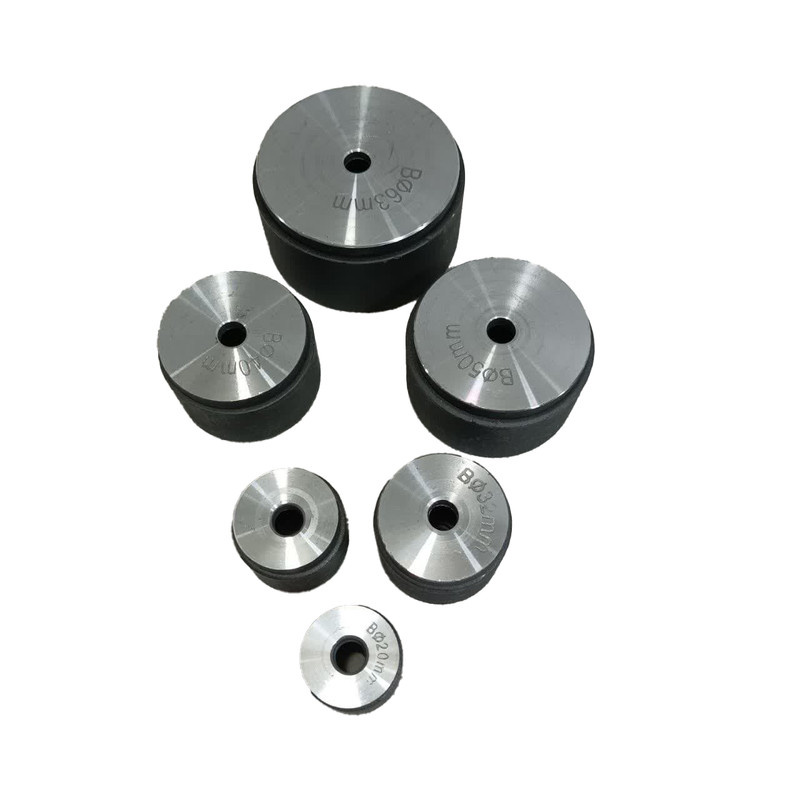 دستگاه اتو لوله سبز باس مدل 1800 وات دستگاه اتو لوله سبز باس مدل 1800 وات