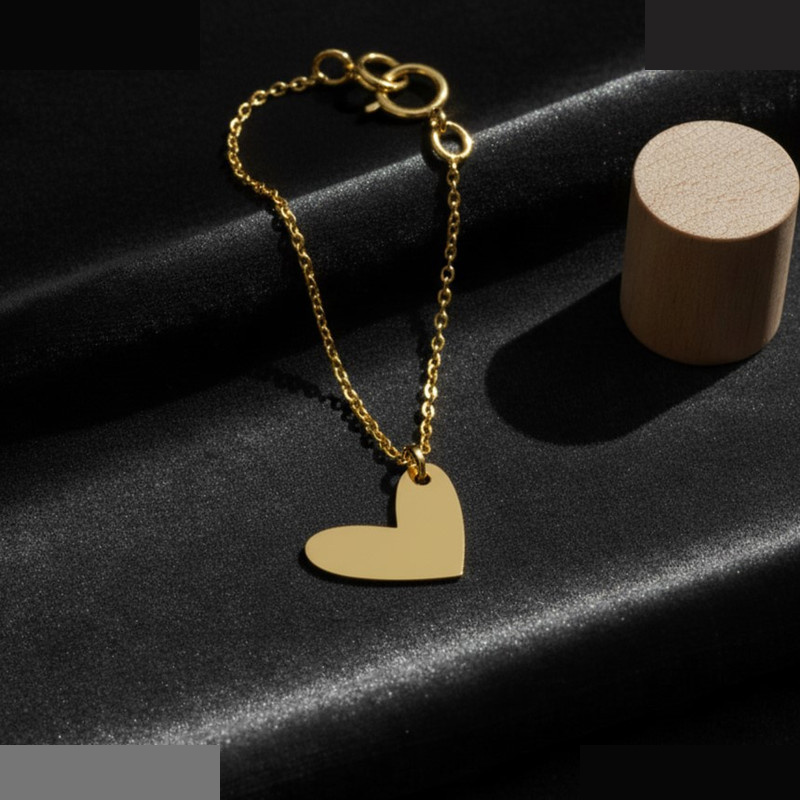 آویز ساعت طلا 18 عیار زنانه گالری قو طلایی مدل قلب مینیمال آویز ساعت طلا 18 عیار زنانه گالری قو طلایی مدل قلب مینیمال