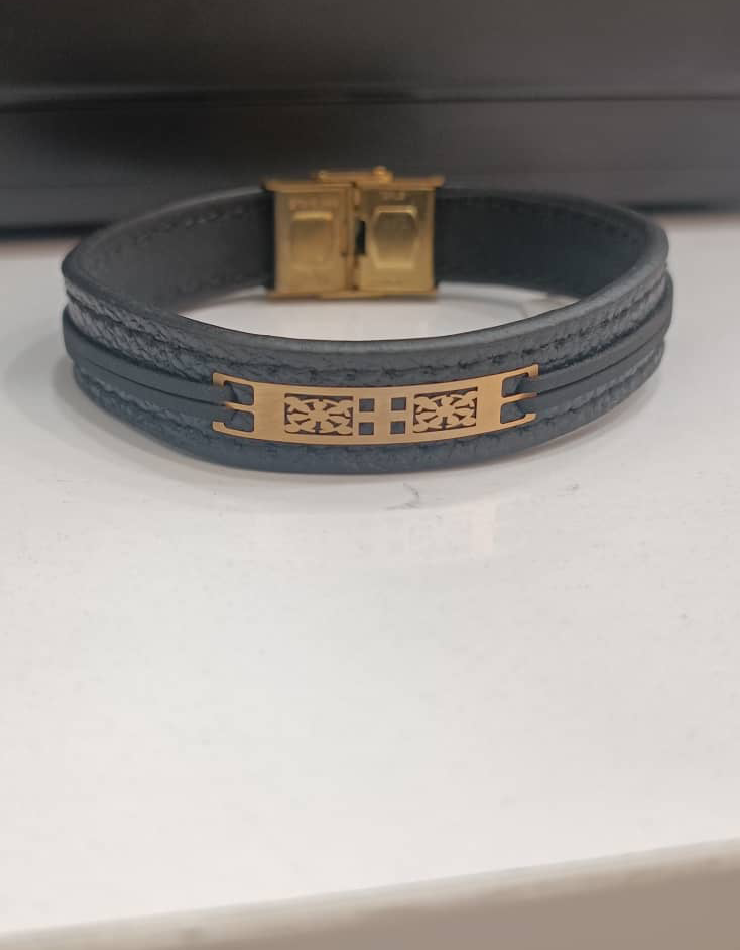 دستبند چرم و طلا 18 عیار اپال گلد مردانه 0170 دستبند چرم و طلا 18 عیار اپال گلد مردانه 0170