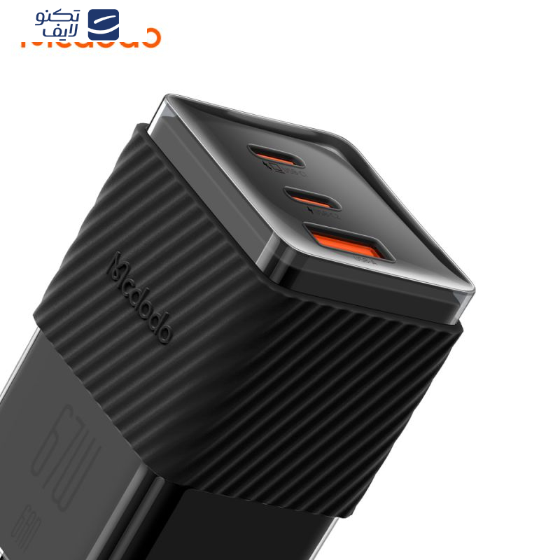 شارژر دیواری 67 وات مک دودو مدل CH-150 شارژر دیواری 67 وات مک دودو مدل CH-150