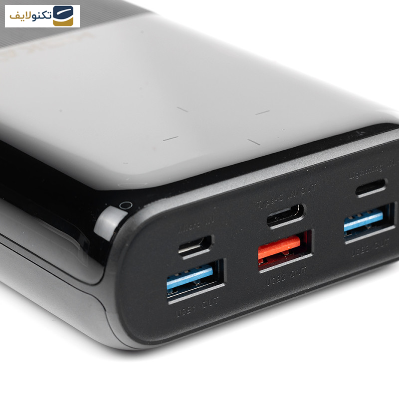 پاوربانک هیسکا مدل HP-310PD ظرفیت 30000 میلی آمپر ساعت  پاوربانک هیسکا مدل HP-310PD ظرفیت 30000 میلی آمپر ساعت