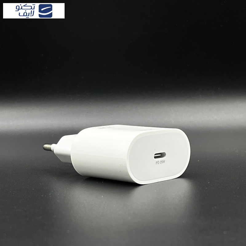 شارژر دیواری 25 وات موکسوم مدل MX-HC139 به همراه کابل تبدیل usb-C شارژر دیواری 25 وات موکسوم مدل MX-HC139 به همراه کابل تبدیل usb-C