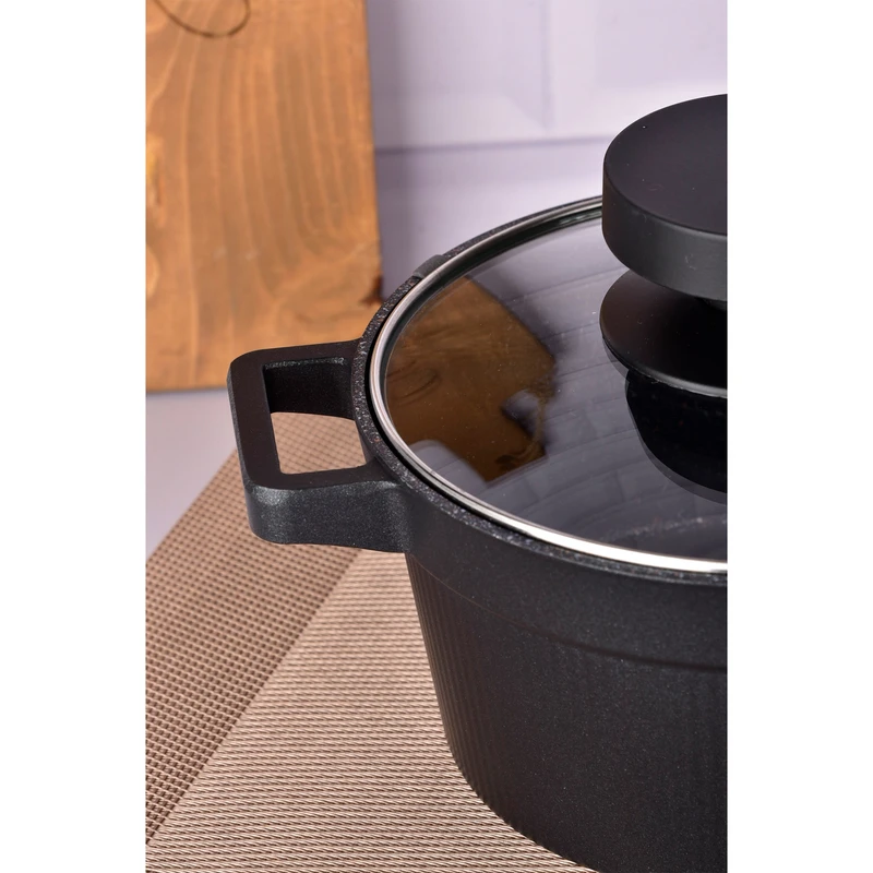 قابلمه یونیک مدل دیاموند کد 8902 سایز 16 قابلمه یونیک مدل دیاموند کد 8902 سایز 16