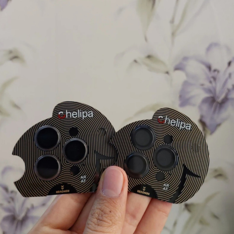 محافظ لنز دوربین شیشه ای اوجی مدل chelipa titanium مناسب برای گوشی موبایل اپل iPhone 15 Pro Max محافظ لنز دوربین شیشه ای اوجی مدل chelipa titanium مناسب برای گوشی موبایل اپل iPhone 15 Pro Max