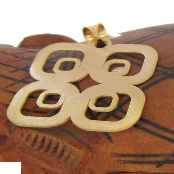 آویز گردنبند طلا 18 عیار شمیم گلد گالری مدل 1074 آویز گردنبند طلا 18 عیار شمیم گلد گالری مدل 1074