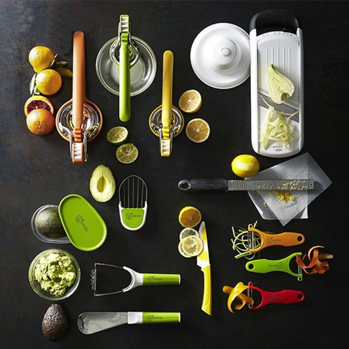 پوستکن جی فی نی مدل G-01