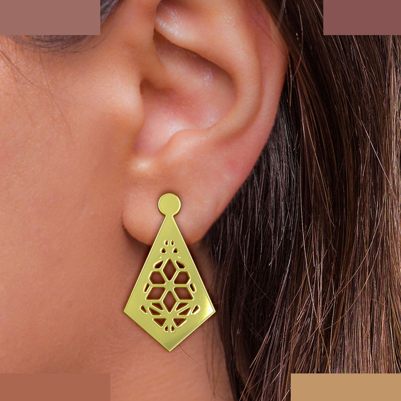 گوشواره طلا 18 عیار زنانه مدوپد مدل لوزی کد GA1-11270 گوشواره طلا 18 عیار زنانه مدوپد مدل لوزی کد GA1-11270