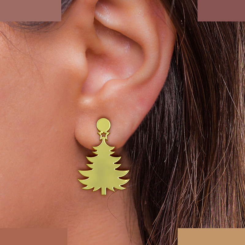 گوشواره طلا 18 عیار زنانه مدوپد مدل درخت کریسمس کد GA1-12327 گوشواره طلا 18 عیار زنانه مدوپد مدل درخت کریسمس کد GA1-12327
