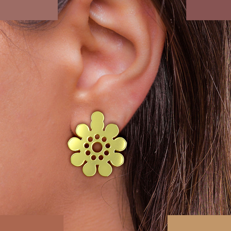 گوشواره طلا 18 عیار زنانه مدوپد مدل گل کد GA1-12427 گوشواره طلا 18 عیار زنانه مدوپد مدل گل کد GA1-12427