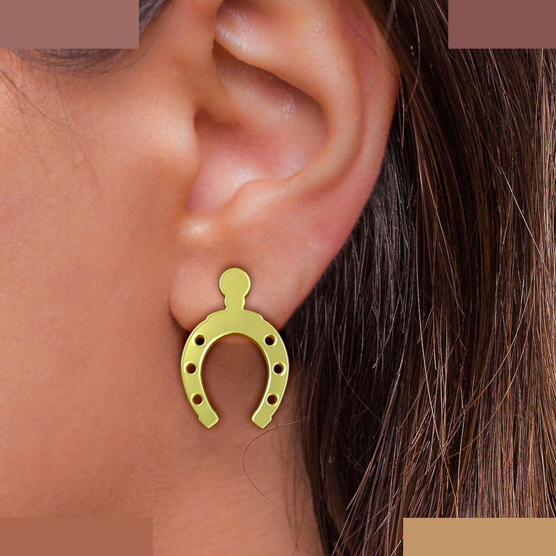 گوشواره طلا 18 عیار زنانه مدوپد مدل نعل کد GA1-12967 گوشواره طلا 18 عیار زنانه مدوپد مدل نعل کد GA1-12967